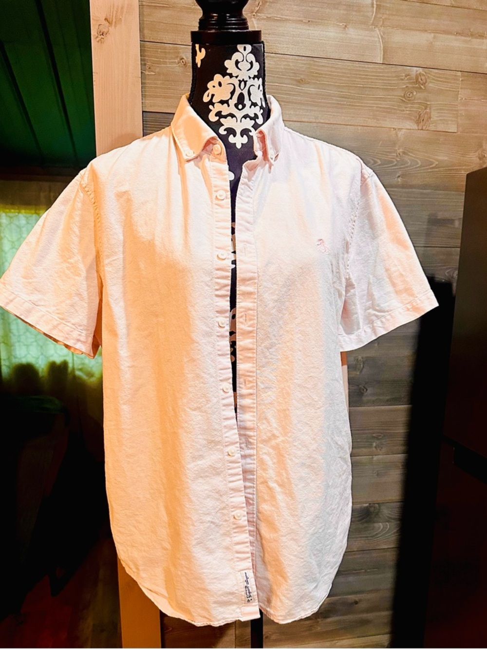 Penguin Women’s Short-Sleeve Button-Down Shirt in Light Pink size large